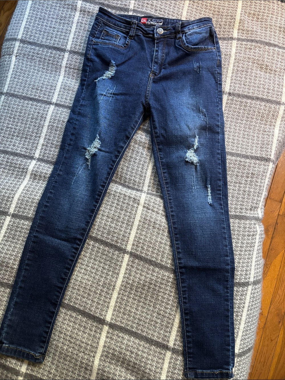 Dark Indigo Skinny Jeans with Distressed Detail